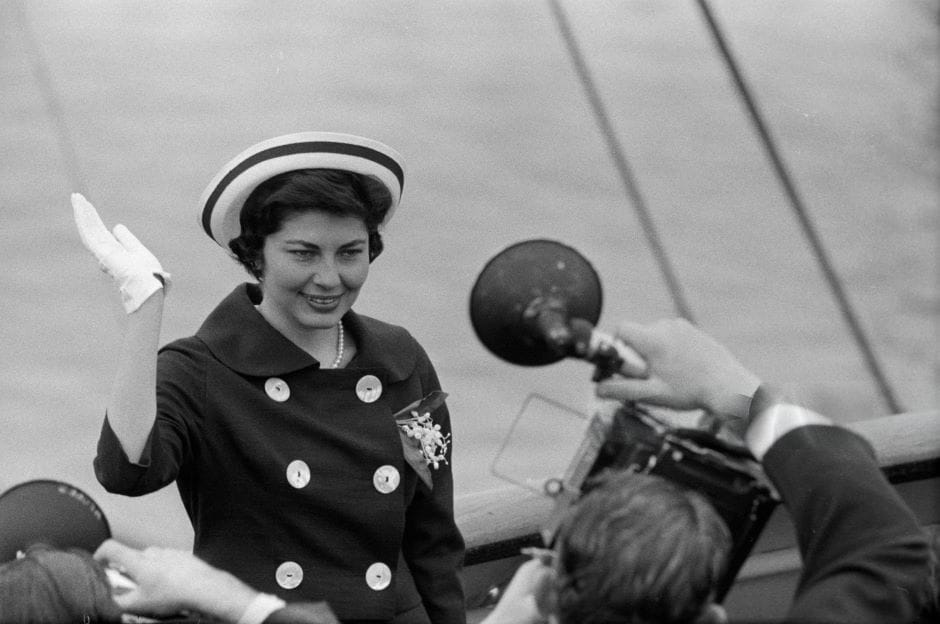 نظارت پلیسی بر قصهٔ پریان: اپوزیسیون ایرانی در حوزهٔ عمومی آلمان غربی ۱۹۵۵-۱۹۶۵